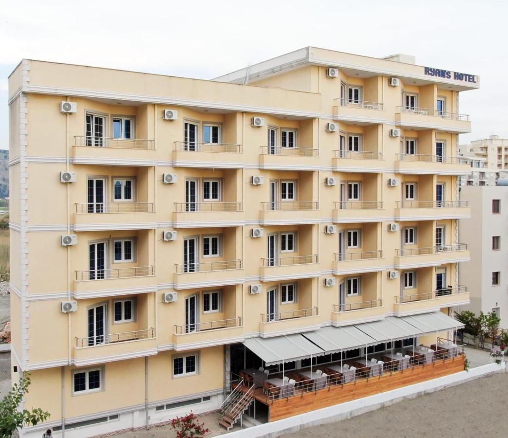 Ryan'S Hotel Шенгін Екстер'єр фото